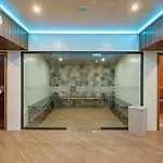 103 View Park 4*