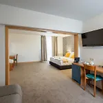 103 View Park