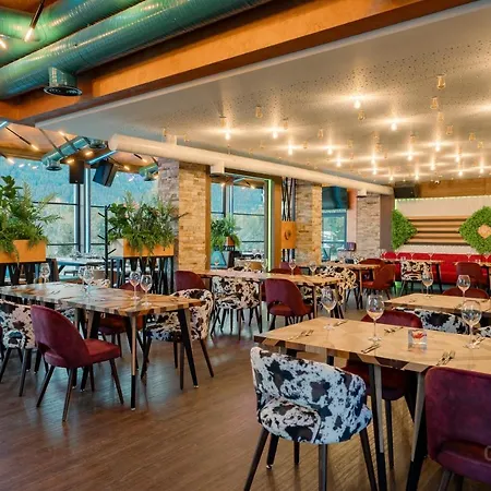 Hotel 103 View Park Panichishte