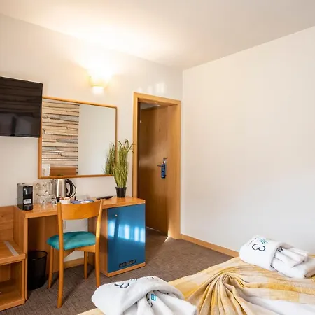 103 View Park 4* Panicsiste