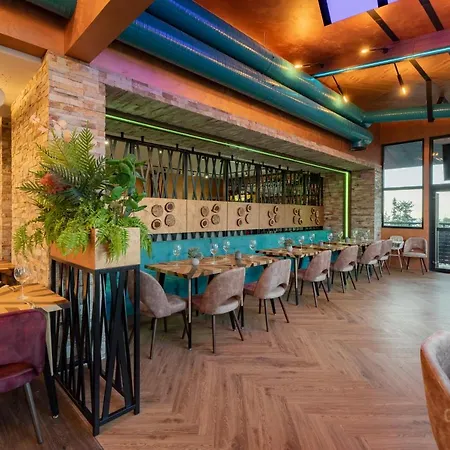 103 View Park 4* Panichishte