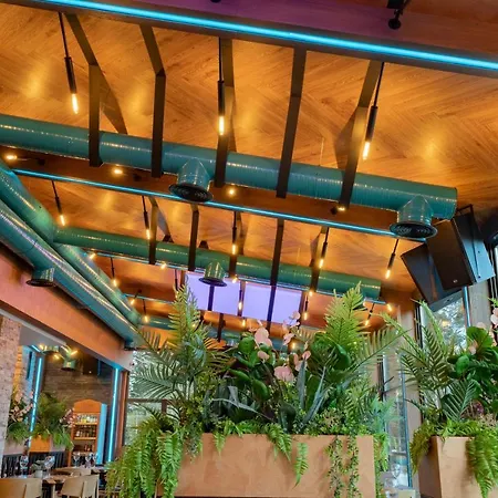 103 View Park Panichishte