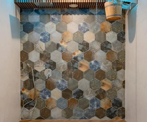 103 View Park Отель 4*