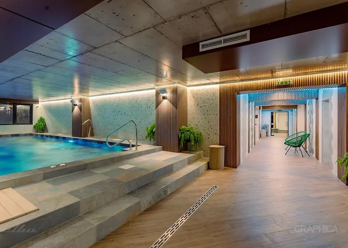 Отель 103 View Park Паничиште