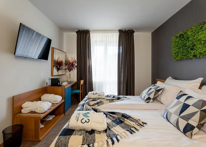 103 View Park 4* Panicziszte