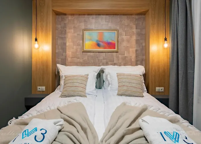 103 View Park 4* Паничиште