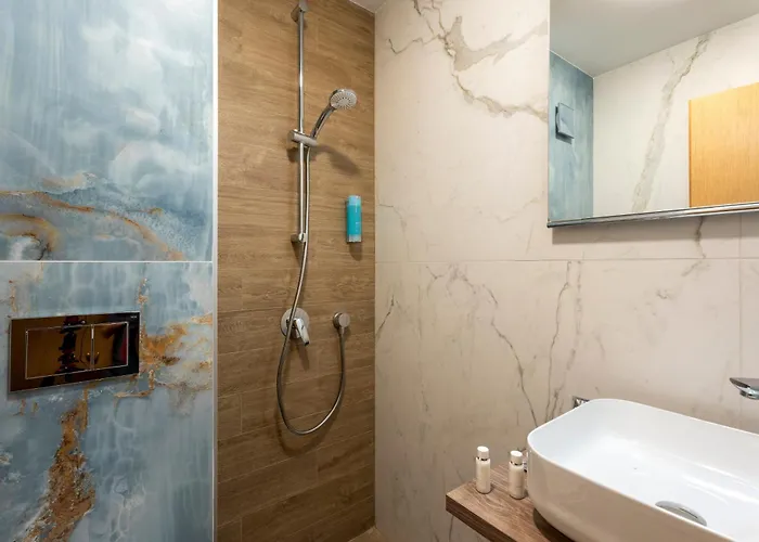 Hotel 103 View Park Panicziszte