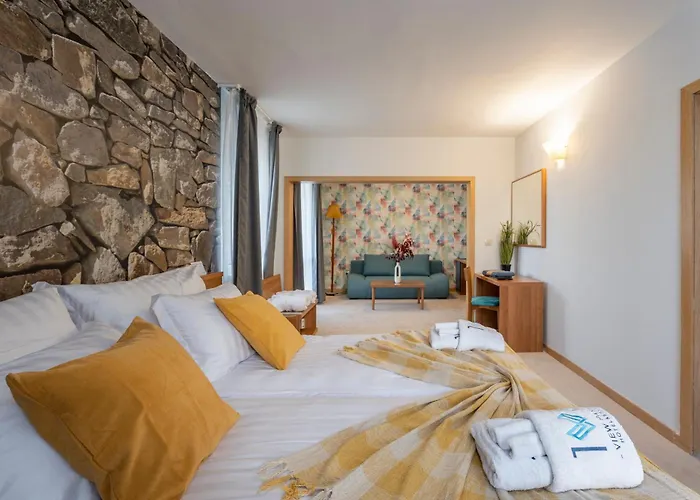 103 View Park Отель Паничиште