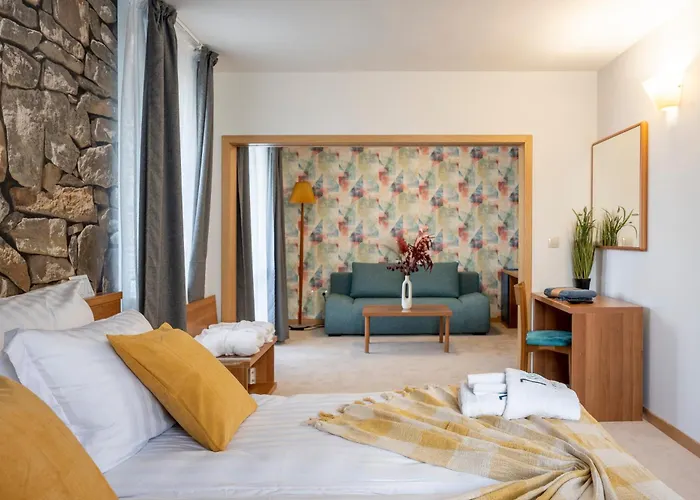 103 View Park Отель 4*